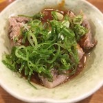 徳田酒店 - 牛スジねぎ味噌がけ