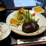 Tokushima Yakiniku Ten - 近江牛100%手作りハンバーグ定食（950円）