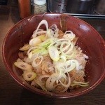 手打ち麺 やす田 - 焼豚丼300円