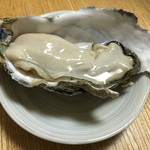 東 - 北海道産生牡蠣 一個 ９００円