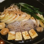 モリタ屋 - 野菜と白滝と豆腐❤
      九条葱が優秀❤ヾ(´∀`ヾ)