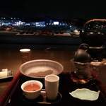 夜景を眺めながら