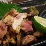 鳥焼処 鳥ぼん 本店 - H27.10 鹿児島地鶏塩たたき 690円