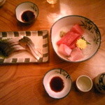 お食事処おおむら - きずし\500、つくり盛り合わせ\900　　
      2015.11