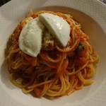 44456068 - バジル、水牛のモッツァレラチーズのトマトソース　“スパゲティ”