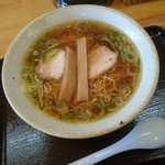 中華そば 弥太郎 - 中華そば（￥580）コチラが好みです