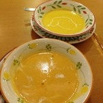 Saizeriya - 野菜ポタージュとコーンクリーム