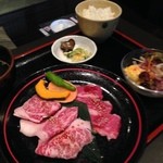 米澤牛DINING べこや - 焼肉ランチ(米沢牛カルビ＆米沢牛ロース)