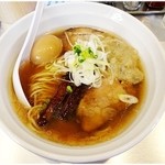 貝出汁しっぽりラーメン 純子 - 味玉入り貝出汁ラーメン　830円 順子の貝の出汁がしっぽりと♪