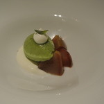 リストランテ カノフィーロ - 洋梨とバジリコのソルベ　フロマージュ・ブランとコンポスタ