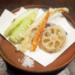 山介 - おまかせコース(3800円)の穴子と野菜の天ぷら