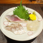 山介 - おまかせコース(3800円)の炙り〆鯖、カマスの酢〆、平目昆布〆