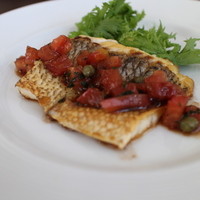 ジンジャーズビーチ - 週変わりメイン(Sea Food)プレートランチ１０００円のメイン：魚