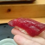 寿司割烹 魚紋 - 鮪漬け。リフト(^-^)/