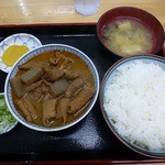 永井食堂 - もつ大盛り半ライス770円