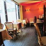 本格インドカレーの館 スパイス - 店内