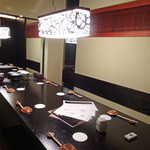 鮨でですけ - 個室も明るい雰囲気に〜♬