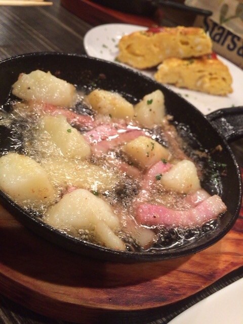 pino - ベーコンとジャガイモのアヒージョ