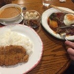 木のぴーHouse - カツカレーとハンバーグ