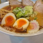 つじ製麺所 - あっさり煮干し中華そば（しょう油）中太無かんすい麺 チャーシュー増 煮たまご