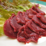 伝吉山 - 馬刺し