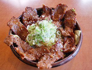 Chuuka Soba Tenhou - カルビ丼特盛り