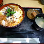 鶏三和 - 三和の鶏かつ丼　681円