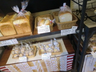 椿ベーカリー - 主食パン