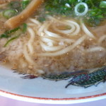 いっちゃんラーメン - 麺とスープ