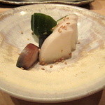 鳥しき - お通し「自家製お新香」(2015.Nov)