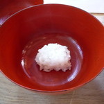 八雲茶寮 - 一文字飯『お客様のために炊いたご飯がたった今炊き上がりましたのでとりあえずお召し上がりください』 という意味があるんだとかd(ﾟｰﾟ*)