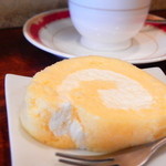 夢や - ランチのデザートケーキ