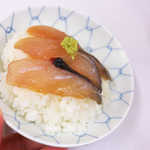 民宿 青岬 - 最後は贅沢に、ヅケにした清水サバと山葵を乗せて、丼風に！