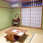 民宿 青岬 - 今宵の寝床は8畳間。十分な広さで快適です