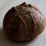 ル・ルソール - トマトオリーブ（？正式名称ではありません） 190円くらい