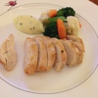 インターコンチネンタルホテル大阪 - チキン。ルームサービス。