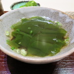 西麻布けんしろう - あっさり塩味のわかめのお吸い物