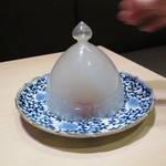 西麻布けんしろう - けんしろう焼き　佐賀牛シャトーブリアンの桜の薫香