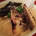 鮎ラーメン - 嫁からのパスで鮎ゴトハーフにランクアップw