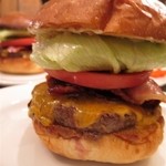 No.18ダイニングバー - ベーコンチーズバーガー(チェダー)