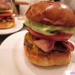 No.18ダイニングバー - ベーコンチーズバーガー(チェダー)