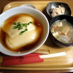 おとうふかふぇ 五六亭 - おぼろ丼セット(600円）