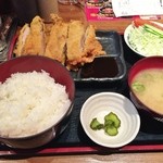 豚の晴れぶたい - トンカツ定食（ダブル）780円♪