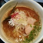 麺や 楓雅 - 豚骨魚介辛味噌らーめん @850