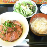 STEAK おおつか - ローストビーフ丼定食￥１６００☆♪