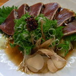 小魚料理 とみ助 - 鰹たたき（'10/7）