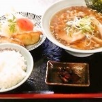 喜多方らーめん めんこい - 日替わりランチ。※写真は一例です。