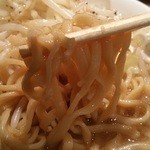 麺屋 のスたOSAKA - 麺アップ