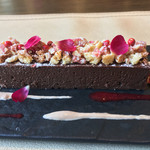 カーサ・デル・チーボ - フランボワーズとチョコレートのテリーナ ２種のソースで（ヘーゼルナッツとフランボワーズ）