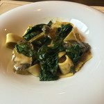 カーサ・デル・チーボ - 柔らかく火を入れた八戸産 鮑のフェットゥッチェ